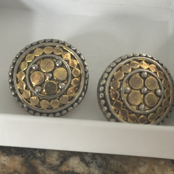 Vintage Estate Gold and sterling silver Clip earrings 1” - Picture 5 of 5